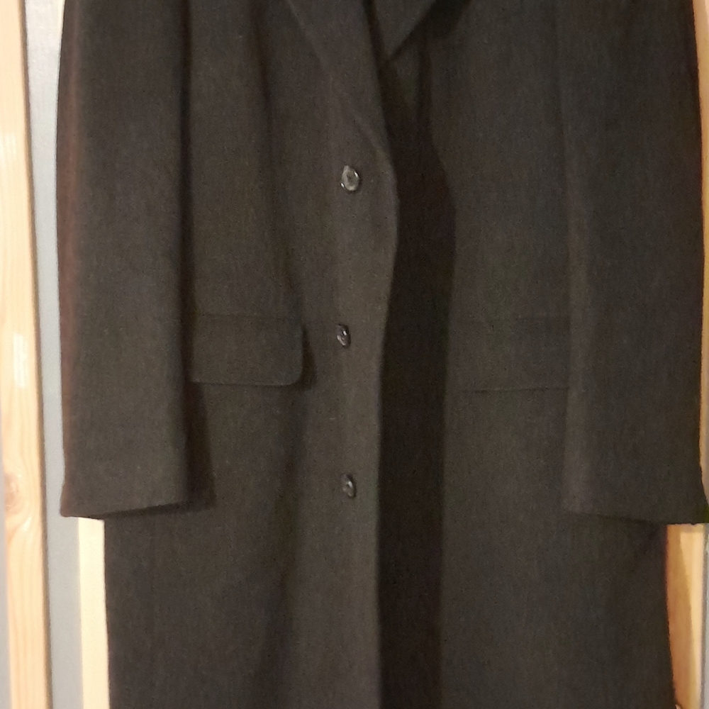 Black Burberry Wool Trench Coat 48 Width Chest/back